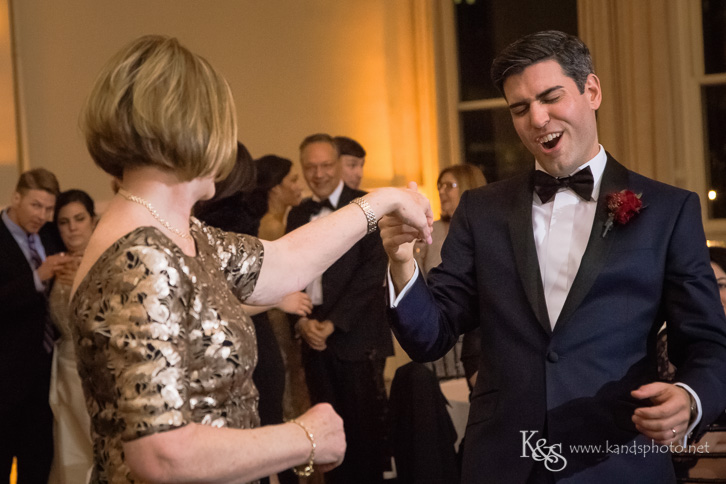 wedding at room on main dallas